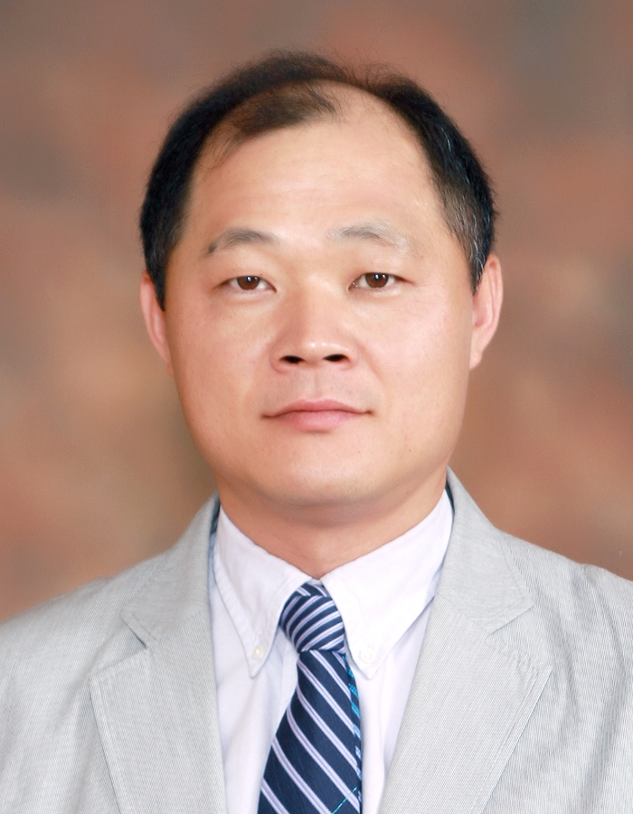 손홍문교수.jpg